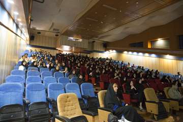 همایش دانشجویان جدیدالورود